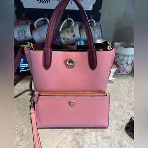 Willow Tote 24 In Colorblock WITH MATCHING Double Zip Wallet